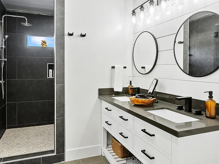 6149 E Surrey Ave — Photo 22