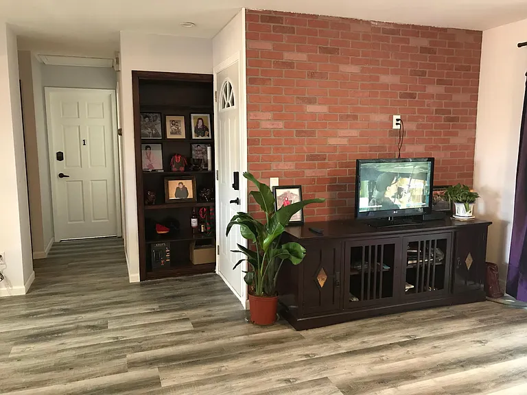 10432 Sumter Ave S — Photo 18