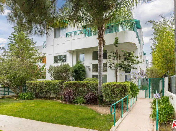 1038 11th St #B, Santa Monica, CA 90403