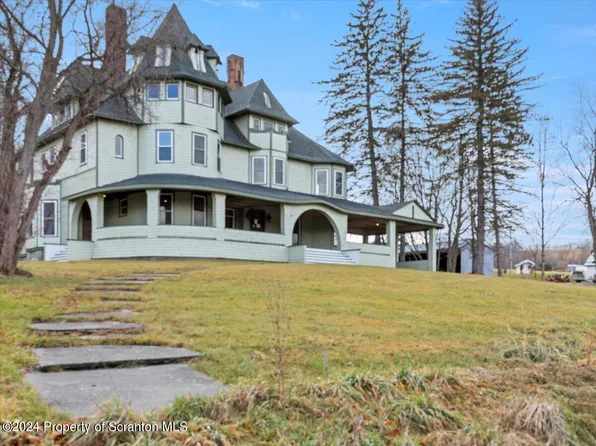 261 W South Ave, Canton, PA 17724