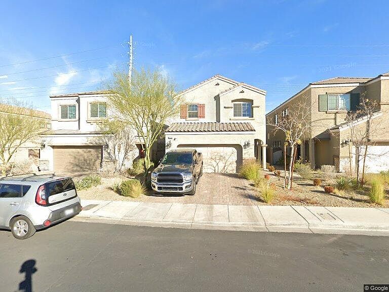 2nd image of 1136 Bradley Bay Ave