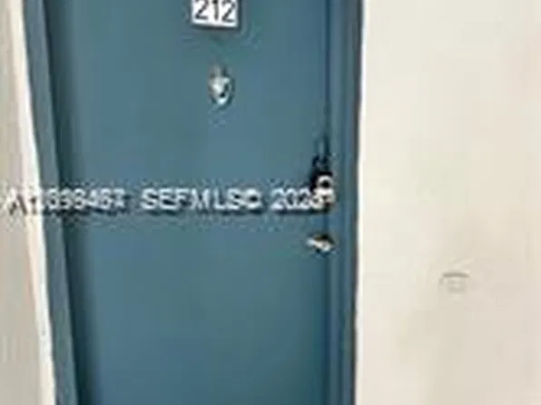 8255 SW 152nd Ave, Miami, FL