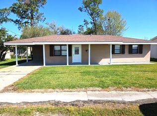 809 Parish Rd, Thibodaux, LA 70301