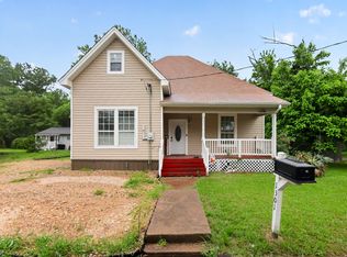 1301 Locust St, Commerce, TX 75428