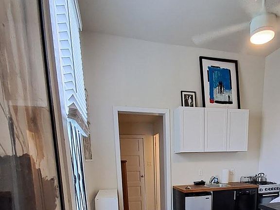 5th image of 3131 Dauphine St #2