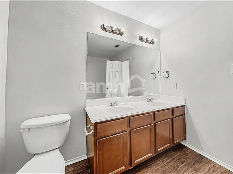 48 Daisy Dr — Photo 13