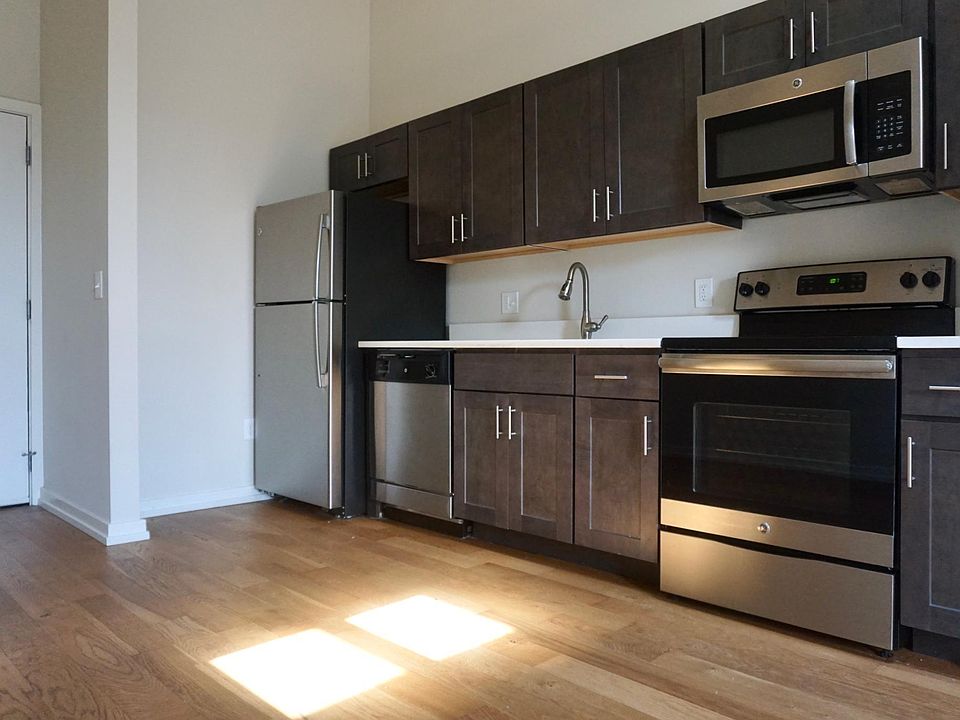 1st image of 1135 N American St #301