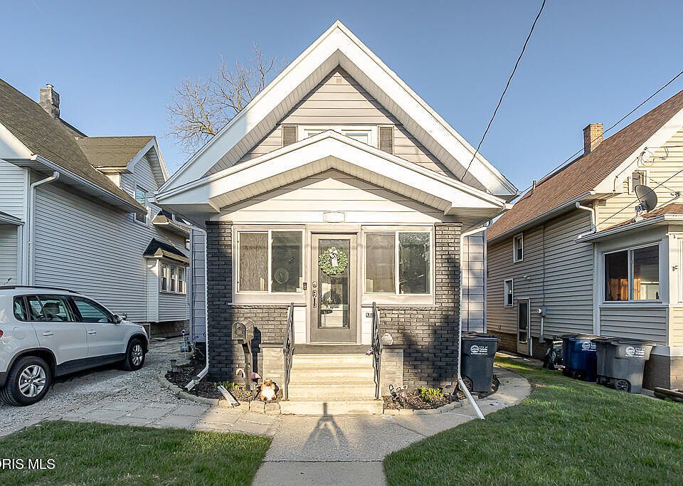 1st image of 3902 Martha Ave