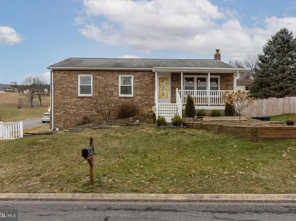 2429 Buchenhorst Rd, State College, PA 16801