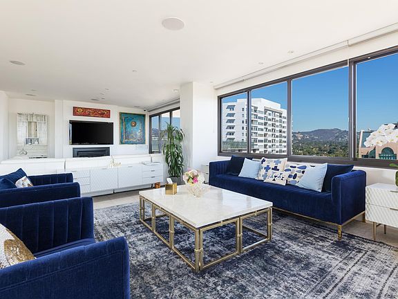 Formal Area - Internal View