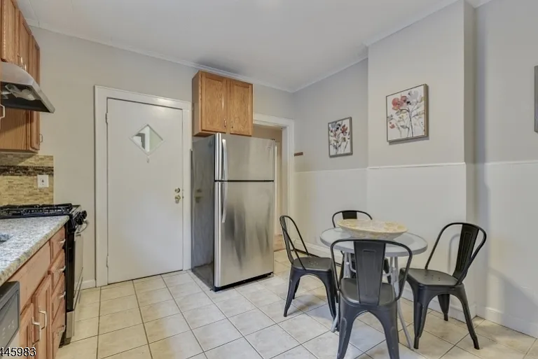 84 Grove St #1 — Photo 4