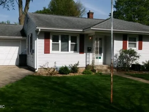 4031 Standish St, Kalamazoo, MI 49008