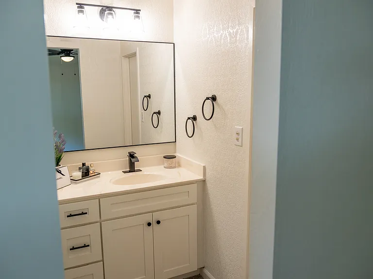 3803 Yellowstone Ct — Photo 27