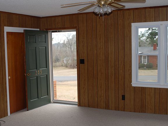 3rd image of 275 Cedarwood Ave