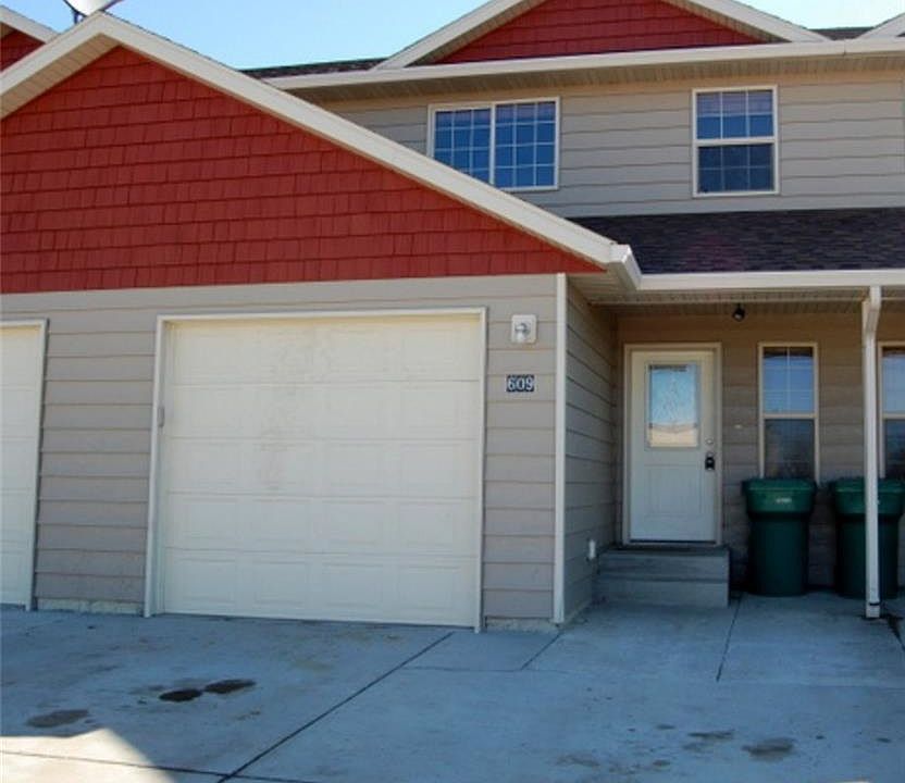 1st image of 609 Sunrise Ct