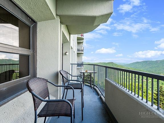 5th image of 303 Sugar Top Drive #3228