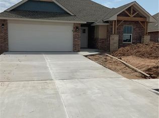 2160 Wheatheart Dr, Yukon, OK 73099