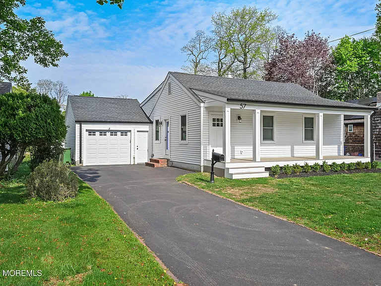 57 Villa Pl — Photo 1