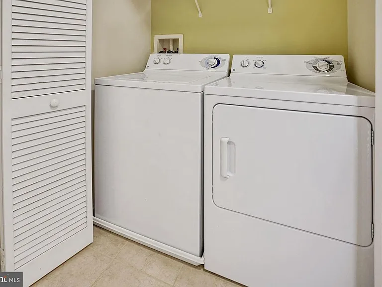 2465 Army Navy Dr #1-317 — Photo 14