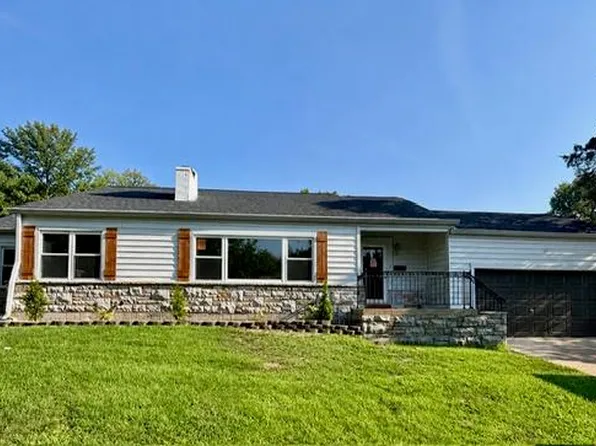 1463 Ronald Dr, Saint Louis, MO 63119
