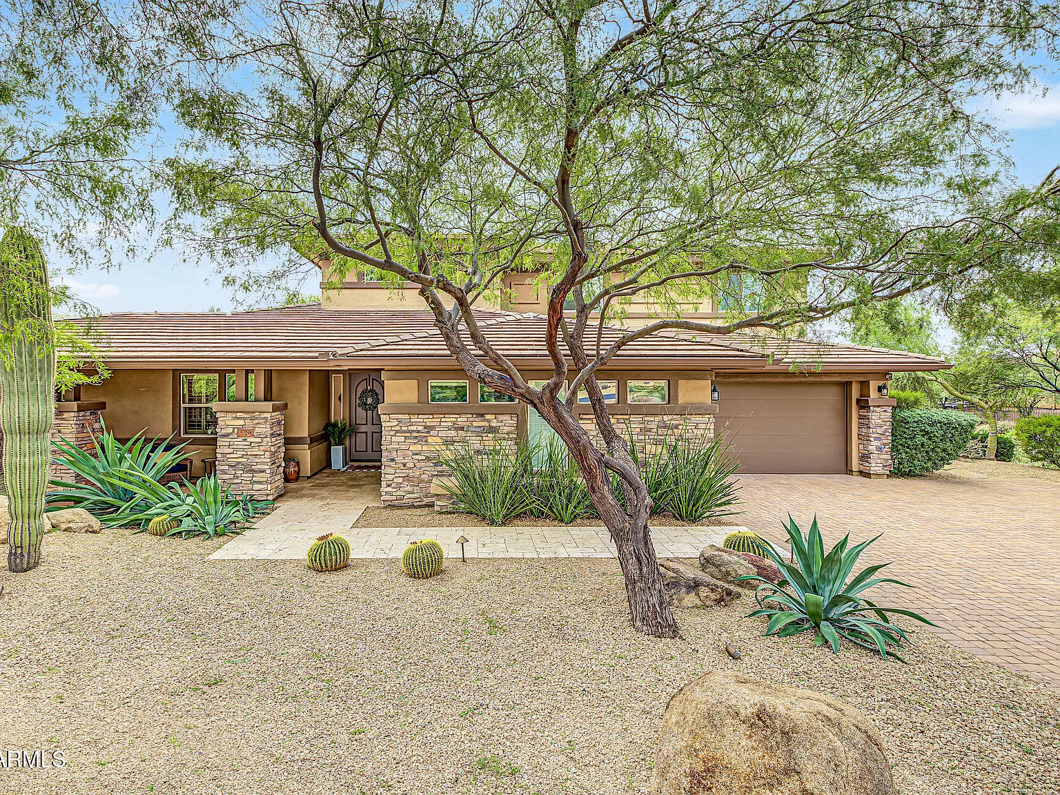 5 bed, 4.5 bath, 4222 sqft, $6,500 — Photo 2