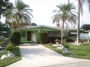 24 Victoria Dr, North Fort Myers, FL 33917