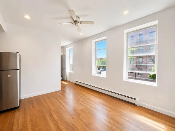 536 Ralph Avenue image 1 of 15