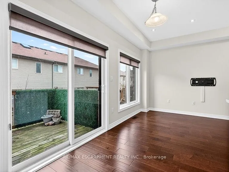 377 Glancaster Rd #16 — Photo 22