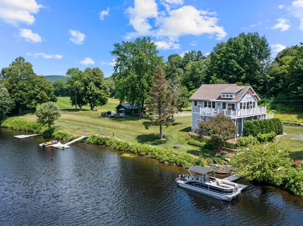 31 & 37 River Cottage Lane, Orford, NH 03777