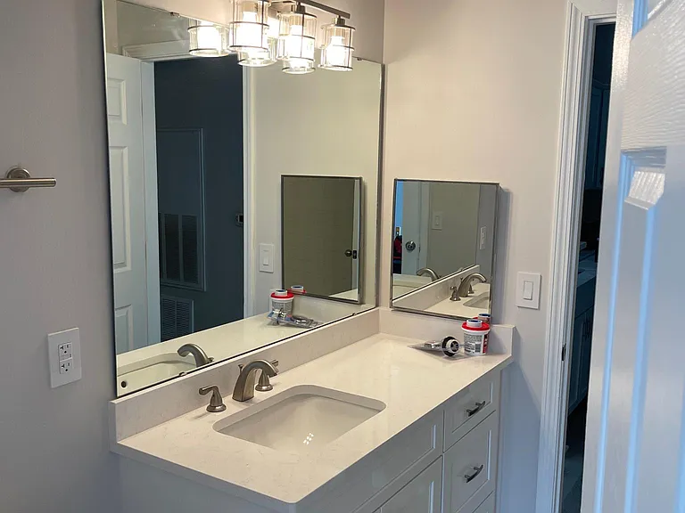 1600 Long Grove Dr #925 — Photo 10