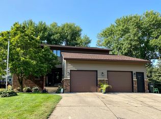 119 Parkwood Cir, Fort Dodge, IA 50501