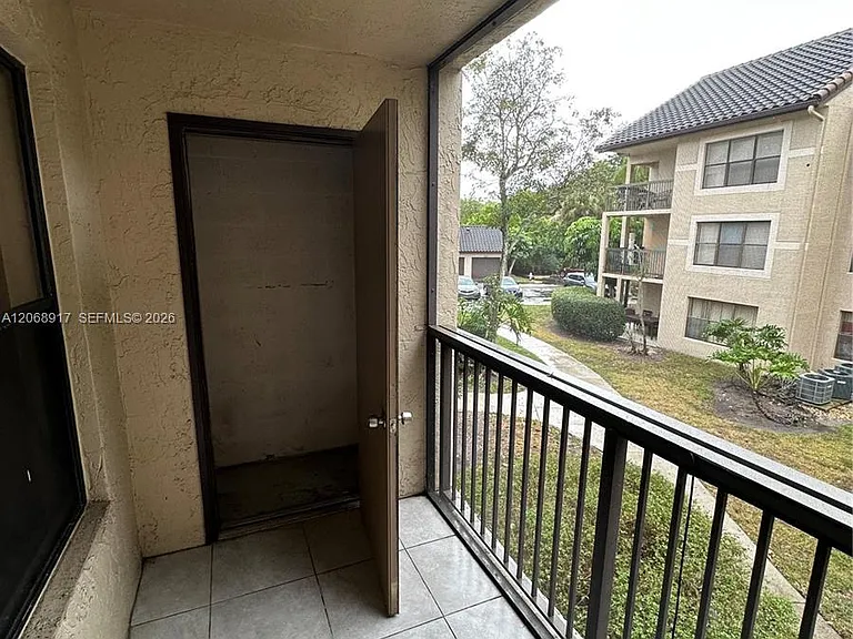 4221 W McNab Rd #35 — Photo 9