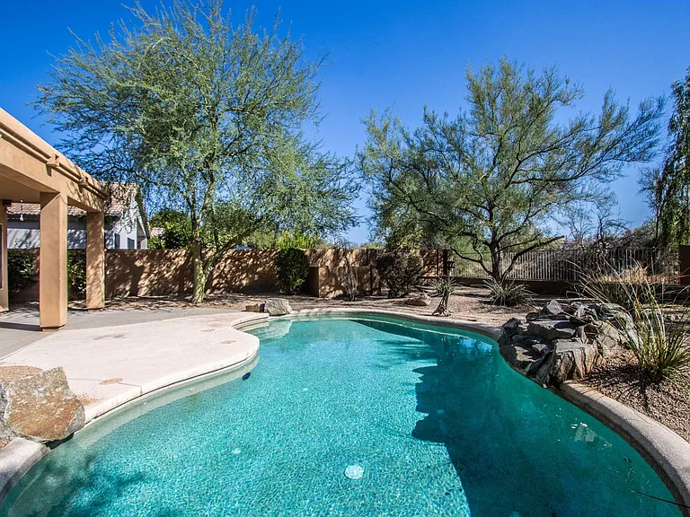 4627 E Dale Ln — Photo 28