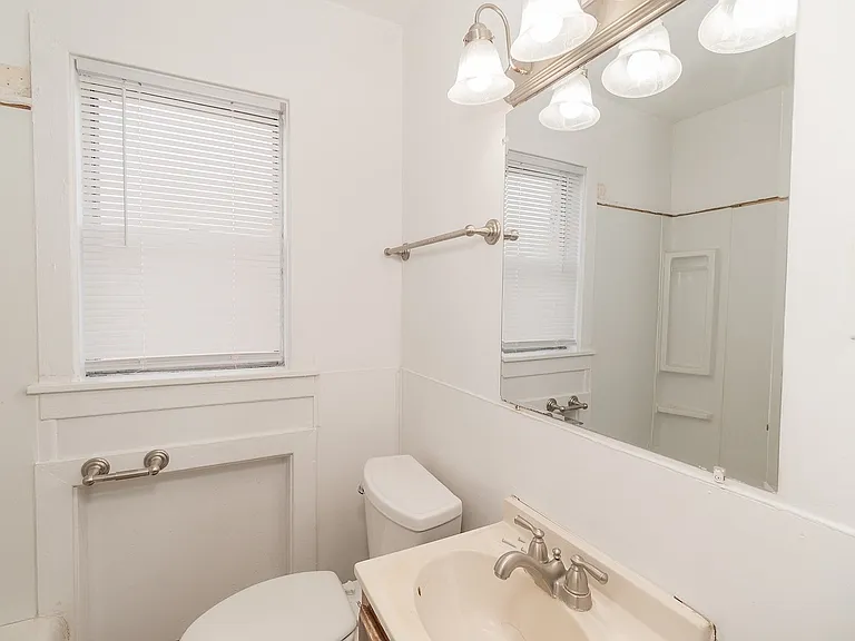 Upstairs Bathroom