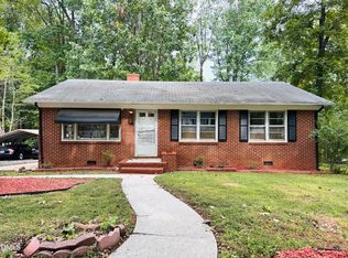 906 Abbott St, Henderson, NC 27536