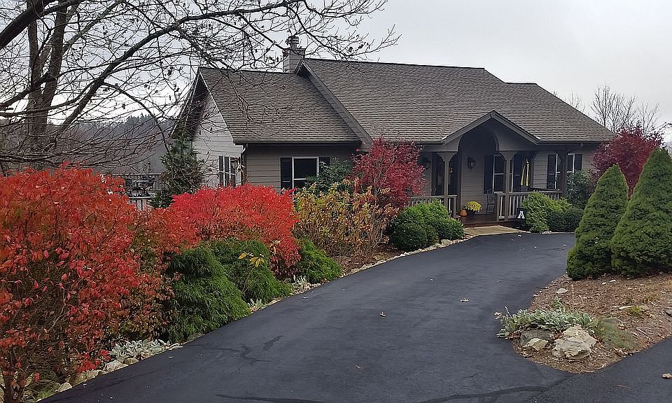 Upper circular drive entry