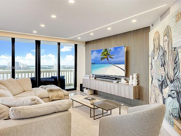 3rd image of 2000 Island Blvd APT 2507
