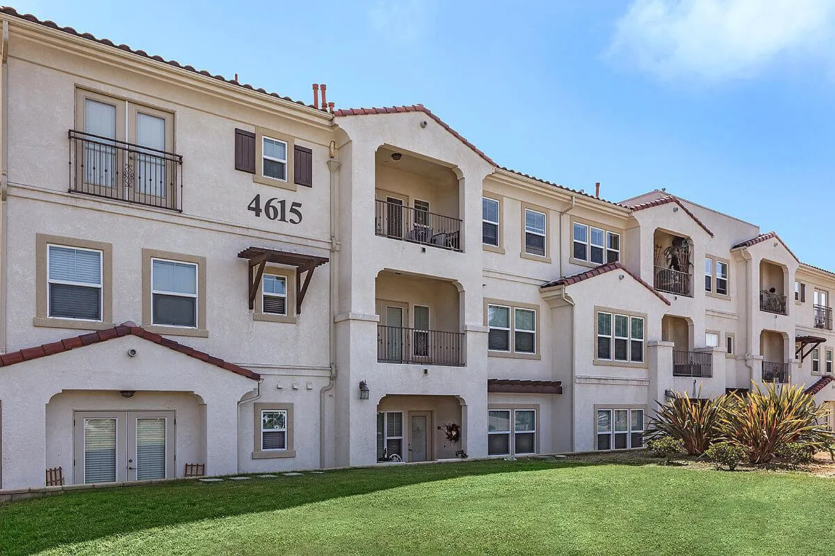 Town Park Villas Senior Living — Photo 1