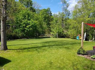 265 Point Breeze Dr, Hewitt, NJ 07421