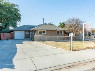 4213 Pioneer Dr, Bakersfield, CA 93306