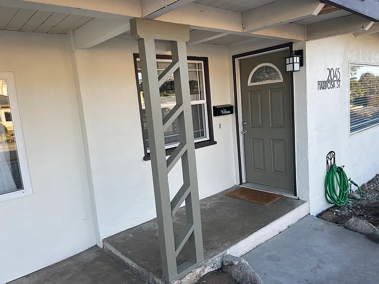 2045 Mariposa St — Photo 14