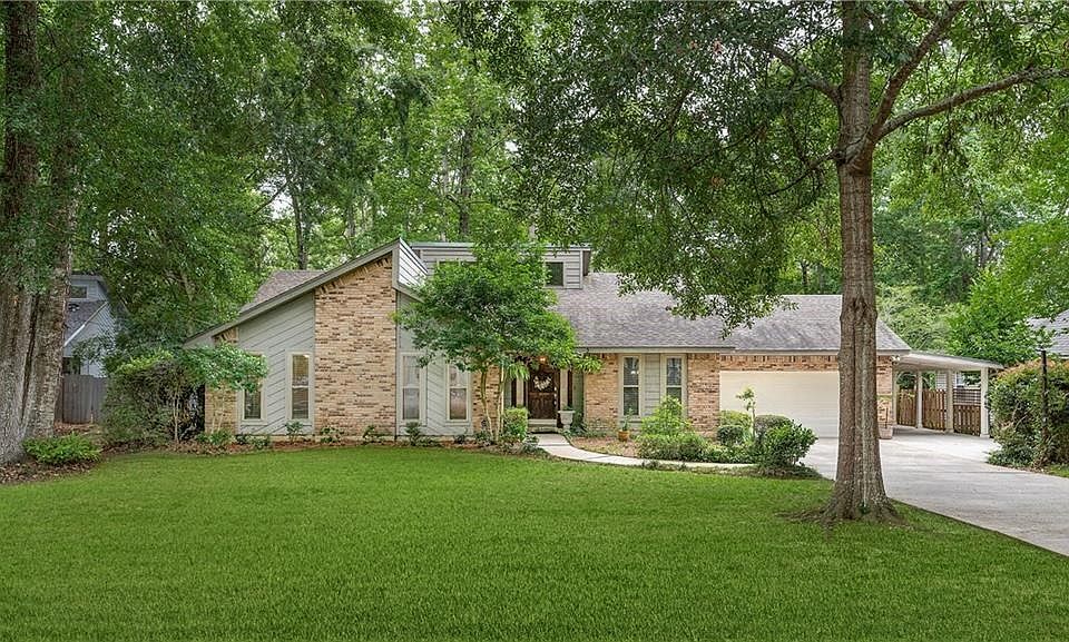 1st image of 304 Evergreen Dr
