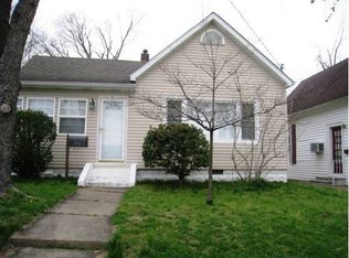 207 E 5th St, Metropolis, IL 62960