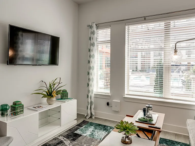 Link Apartments Grant Park — Photo 7