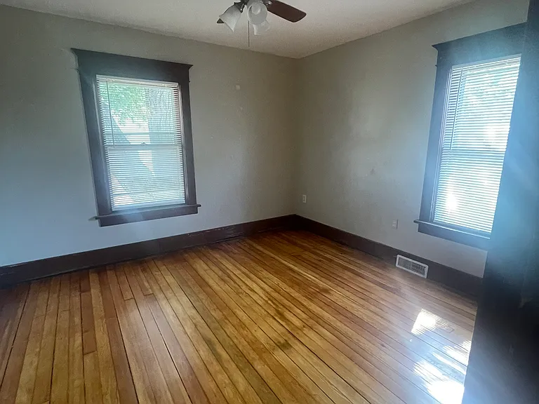 SW bedroom