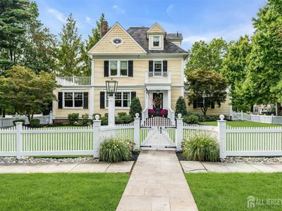 31 Oak Ave, Metuchen, NJ, 08840