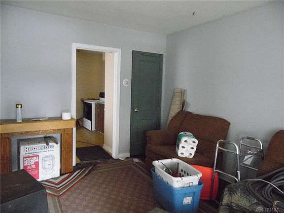 4th image of 106 S Sperling Ave