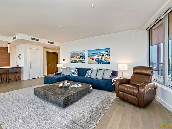 4th image of 888 W E St Unit 2904