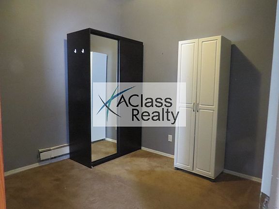 4th image of 2552 37th St #2F