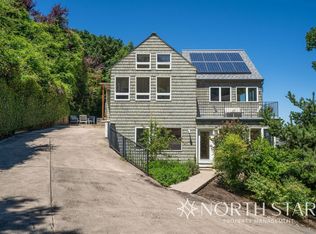 1221 NW Summit Ave, Portland, OR 97210